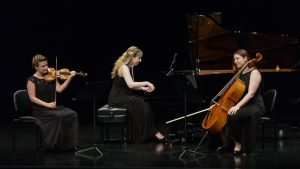 Trio Laurence Manning